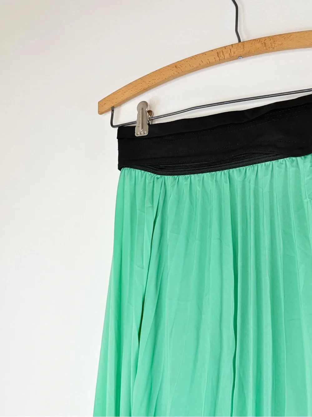 ZARA Woman Pleated Maxi Skirt